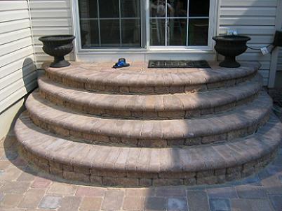 EP Henry Coventry Wall with Coventry Bullnose Round Step