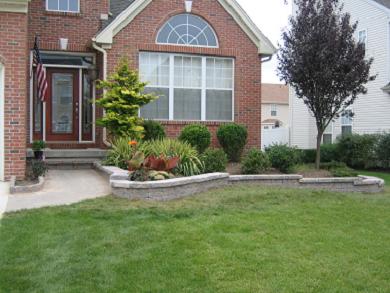 Walkway and Cascading Retaining Wall and Dakota Blend Coventry II Walkway