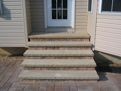 EP Henry Harvest Blend Terrace Wall Step with Siota Treads